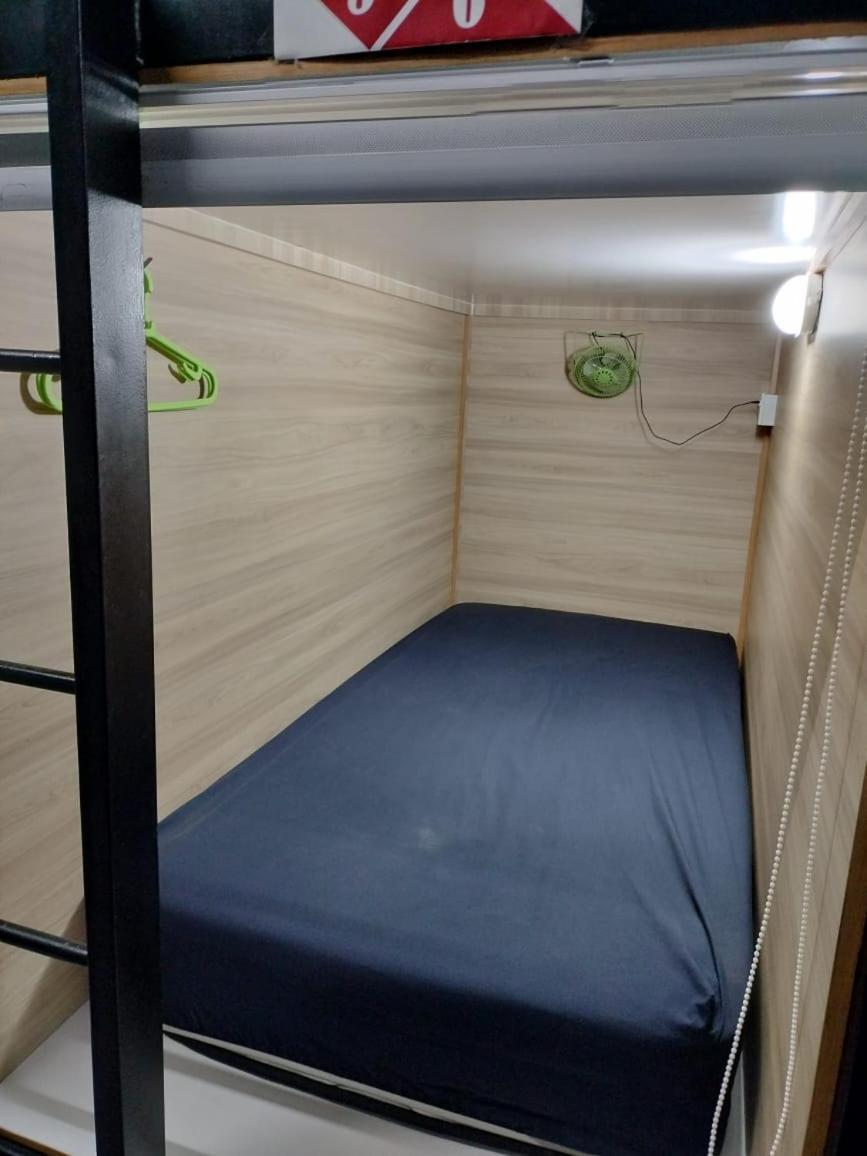 Bricks Backpackers Sleepbox Tanah Rata Exterior foto